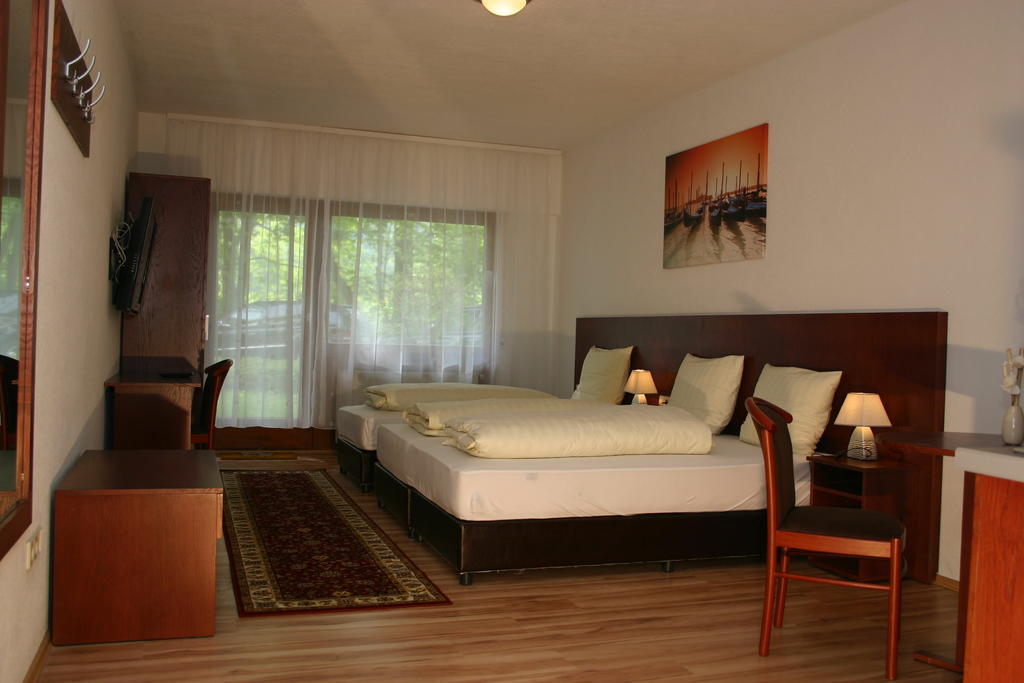 Apartment Traube Bad Urach Szoba fotó